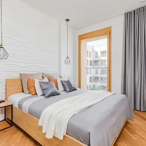 https://superapart-kolejowa-49a.warsawhotelspoland.com